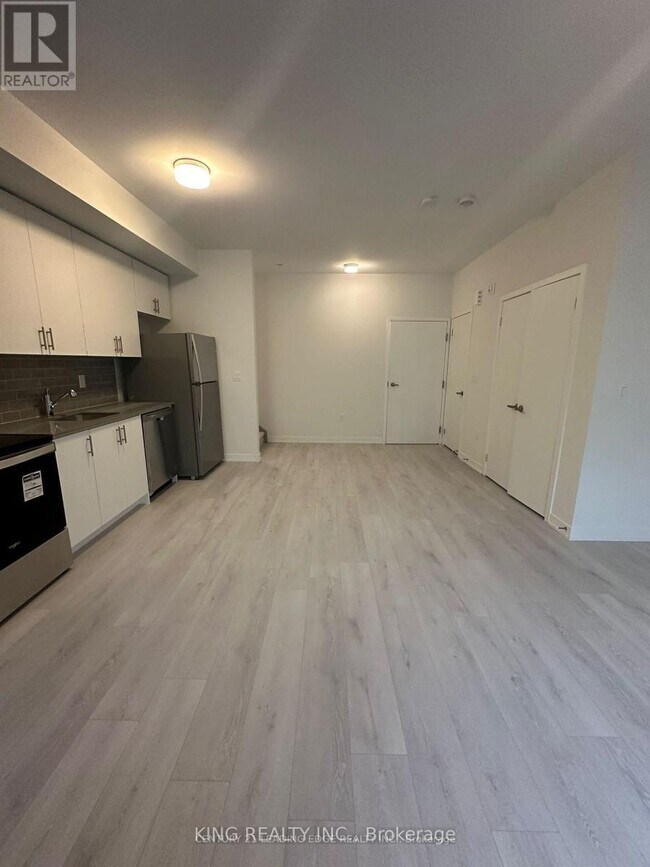 Photo du bâtiment - 3409 Ridgeway Dr