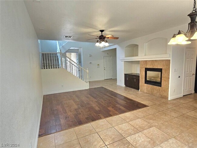 Building Photo - 9565 W Spring Blush Ave