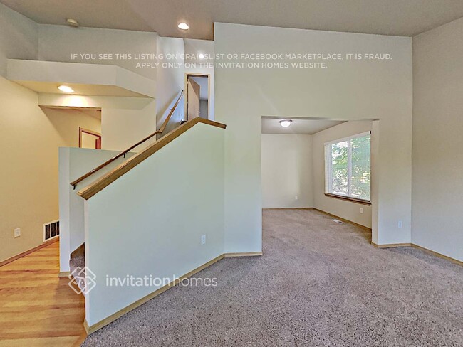 Building Photo - 37909 20th Ct S
