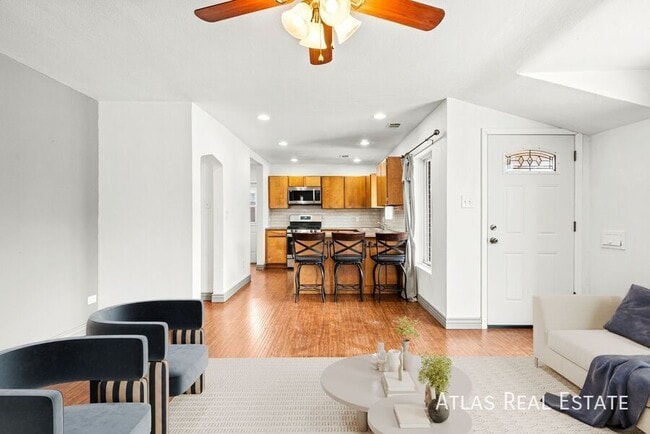 Foto del edificio - 2020 Oneida St