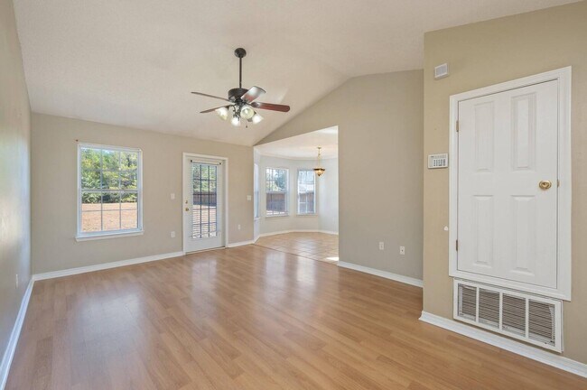 Building Photo - 5125 Colt Dr