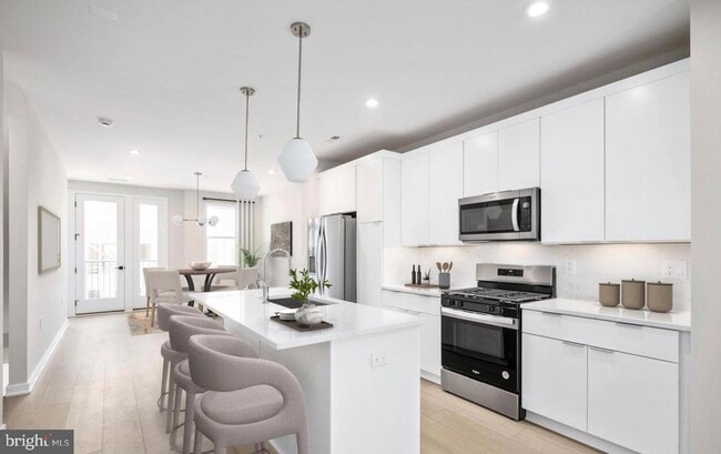 Building Photo - 4768 SULLY POINT Ln