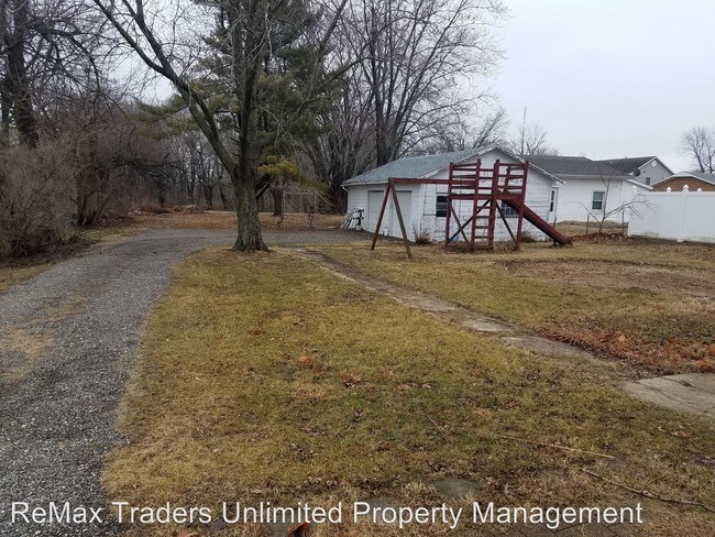 Foto del edificio - 4 br, 1.5 bath House - 1011 Springfield Rd.