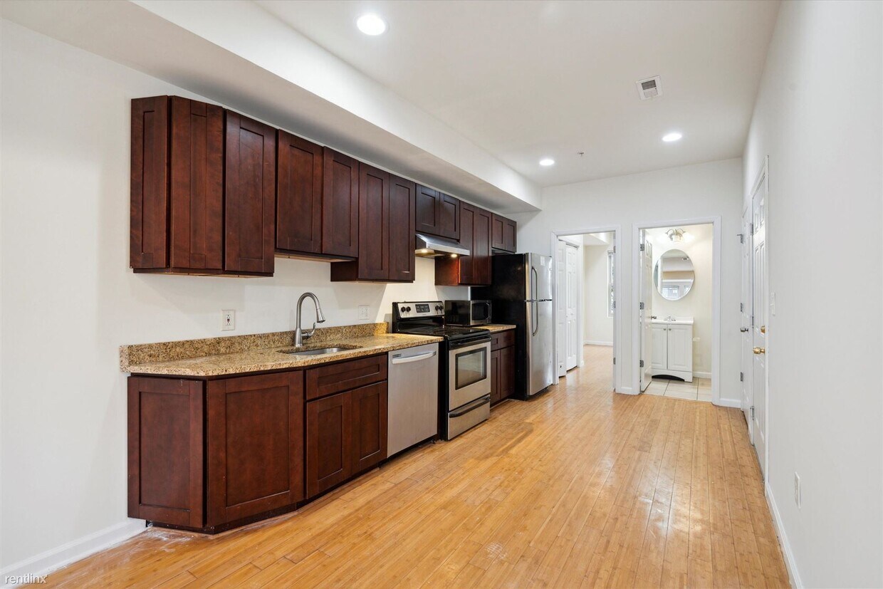 3 br, 2 bath Duplex 1741 N GRATZ ST Unit A Townhome Rentals in