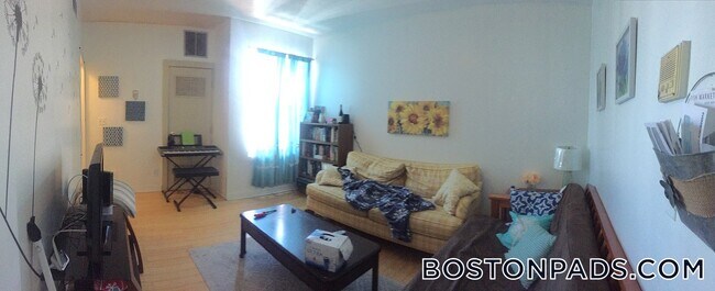 Foto del edificio - 243 Harvard Ave