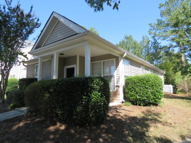 Photo - 936 Cinnamon Dr House