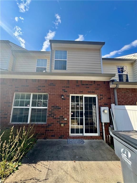 Foto del edificio - 3871 Pleasant Oaks Dr