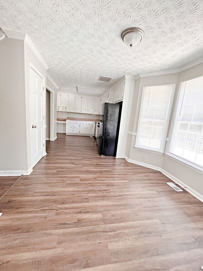 Foto del edificio - Beautiful 3 Bedroom Home