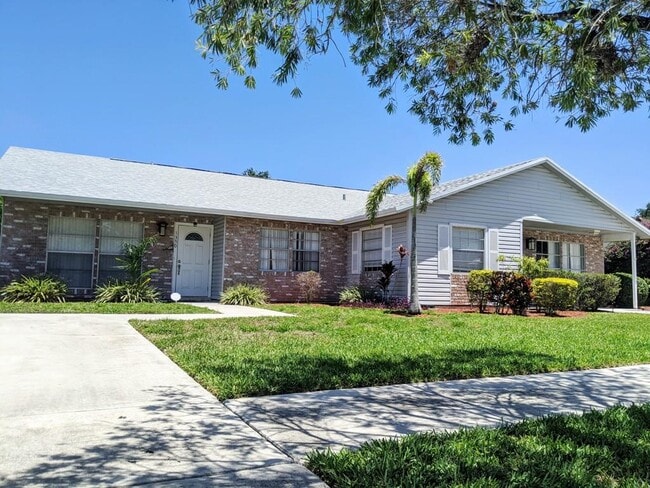 Building Photo - 1350 Riverside Cir