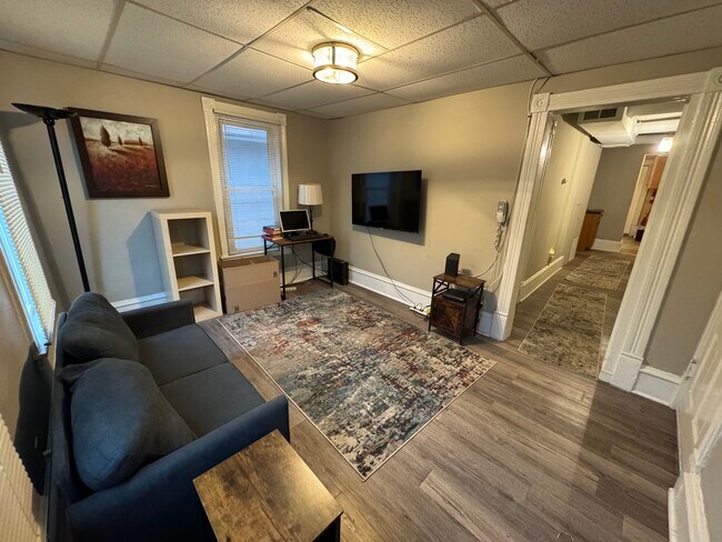 Foto del edificio - 344 16th Ave NE