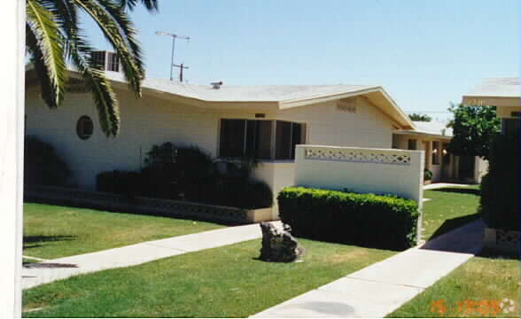 Building Photo - Belleview
