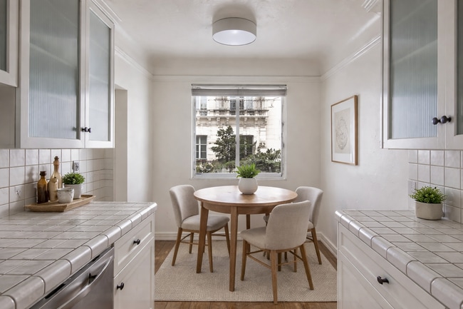 Building Photo - 1345 N Hayworth Ave