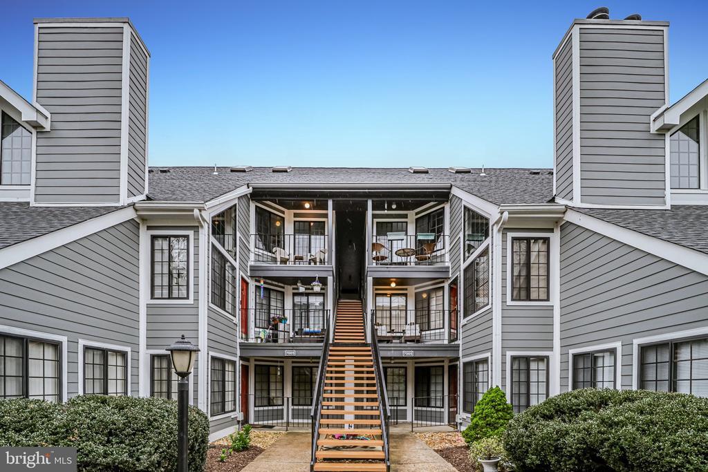Primary Photo - 7005 Birkenhead Pl