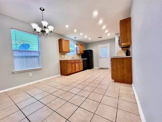 Foto del edificio - 4722 Cypress Dawn Ln