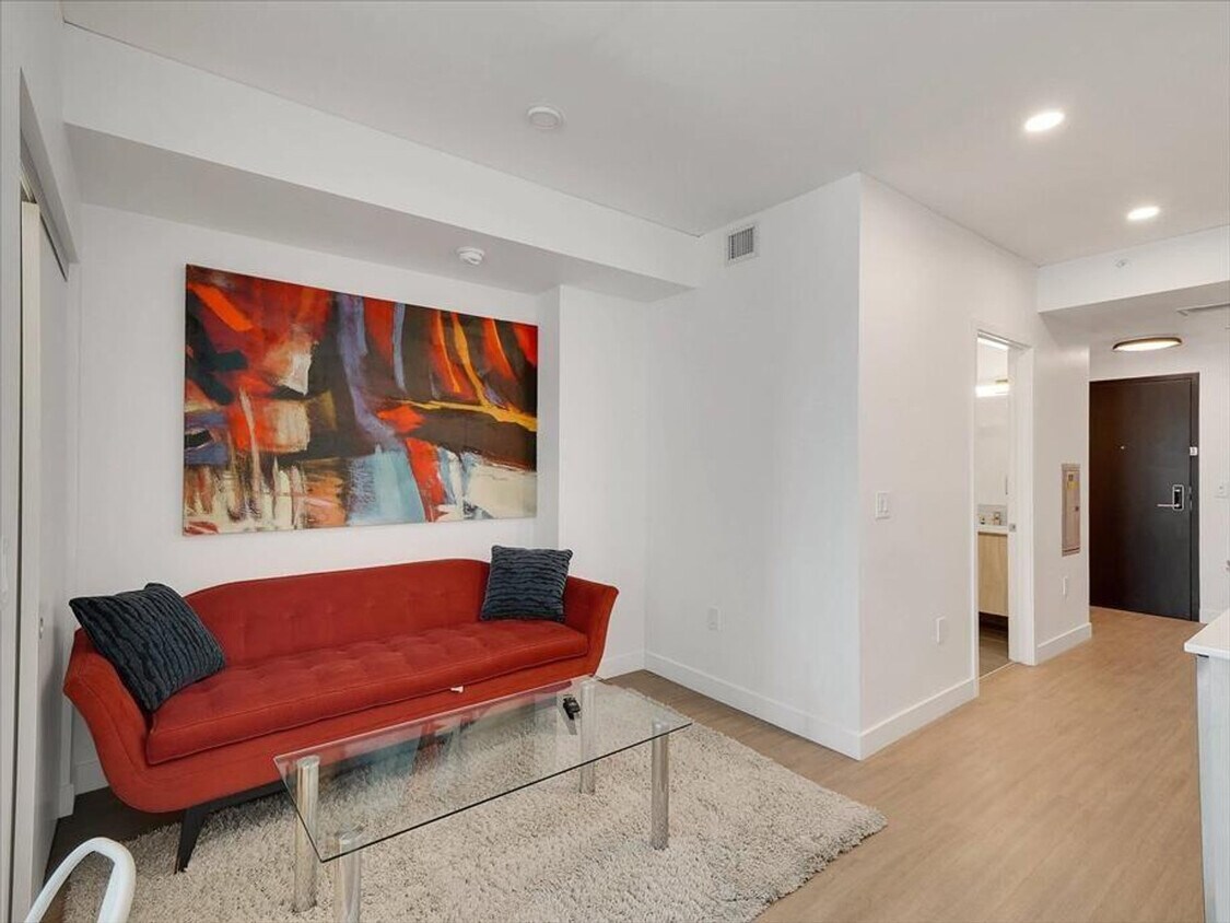 Foto principal - 817 N 6th St