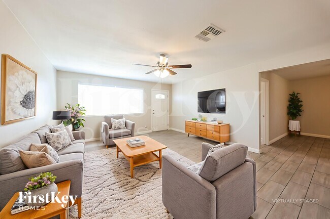 Foto del edificio - 13642 N 31st Dr