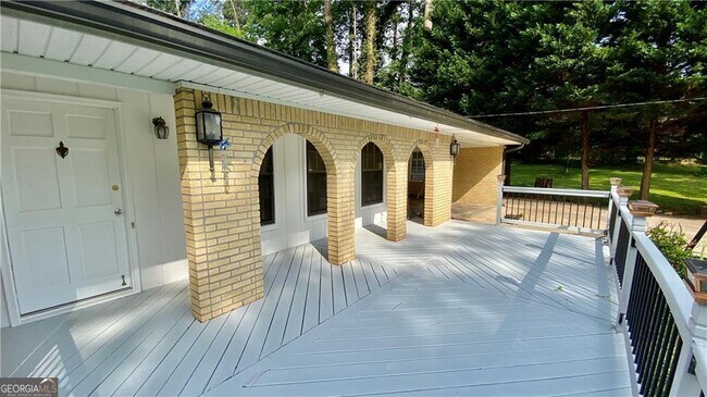 Building Photo - 2831 Meadowlark Trail NW