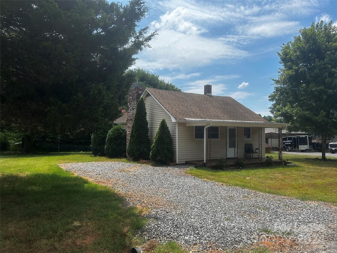 164 Hauss Rd, Lincolnton, NC 28092 House Rental in Lincolnton, NC