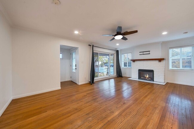 Building Photo - Charming Fully Remodeled 3-Bedroom Home wi...