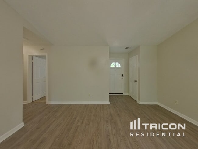 Foto del edificio - 125 Heritage Way