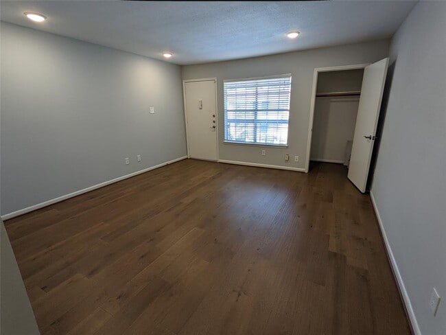 Building Photo - 2350 Bering Dr
