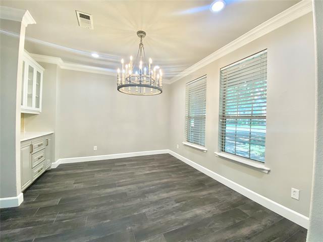 Building Photo - 6117 Terrace Oaks Ln