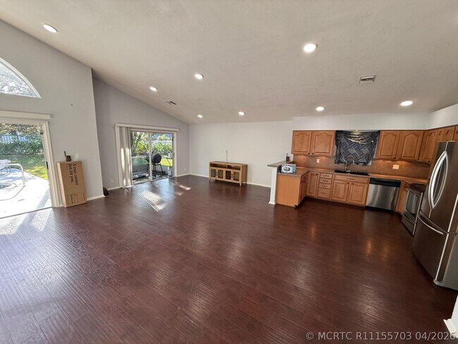 Foto del edificio - 1304 Lake Breeze Dr