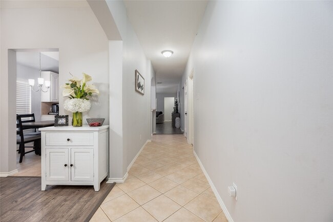 Foto del edificio - 3210 Mystic Port Ln