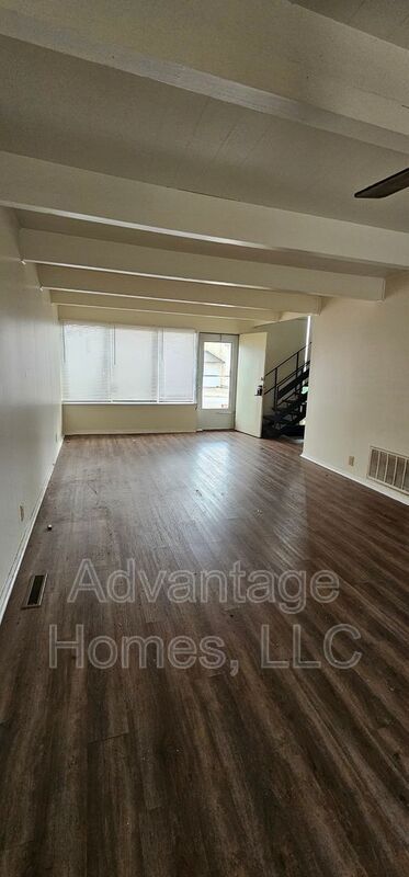 Building Photo - 824 N 70th St