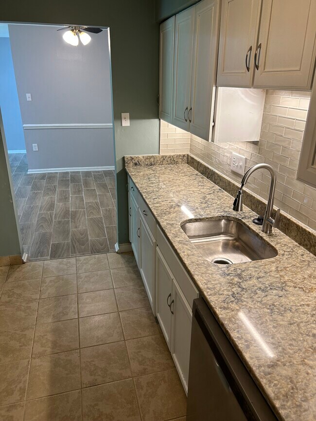 5200 Newton St Unit Bladensburg Condo, Bladensburg, MD 20710 Condo