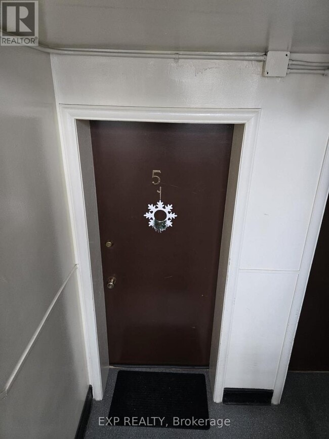 Photo du bâtiment - 16 Bullman St