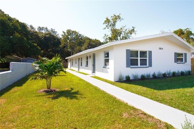 Building Photo - 2824 Meadow View Ave