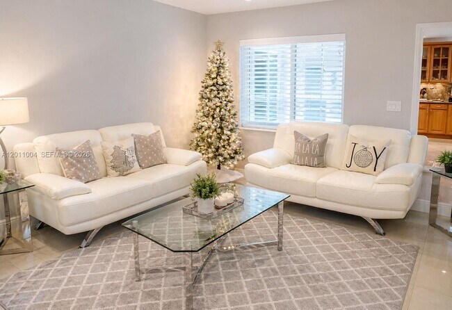 Foto del edificio - 10290 SW 24th Ct