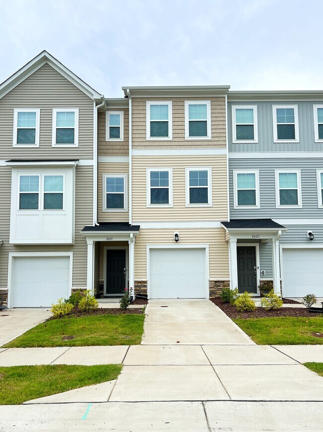 Building Photo - 2619 Chert Ln