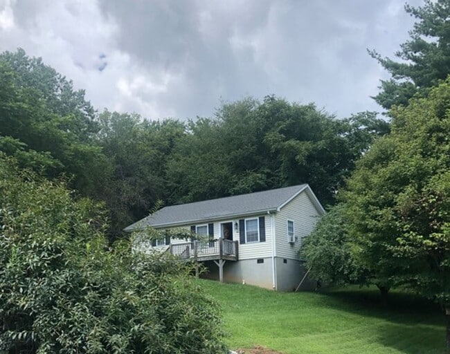 Photo - 152 Cecil St House