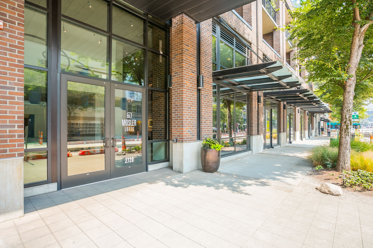 Foto principal - STRIKING Air Conditioned Loft Over Elliot Bay