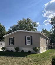 Building Photo - 118 Poplar Dr