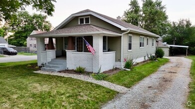 Building Photo - 302 E Troy Ave