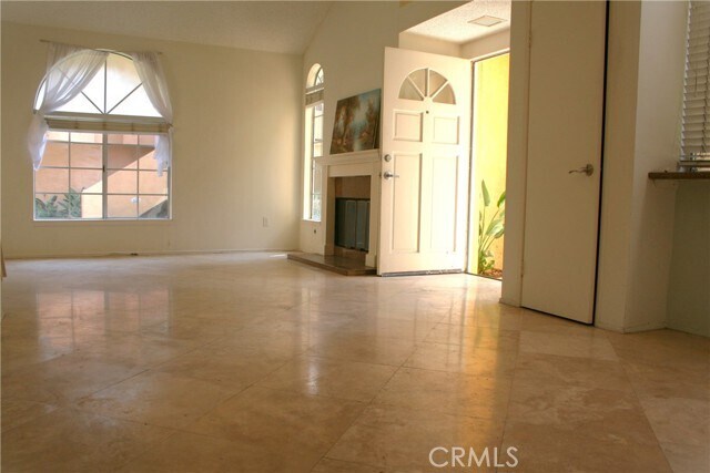 Building Photo - 51 Alberti Aisle