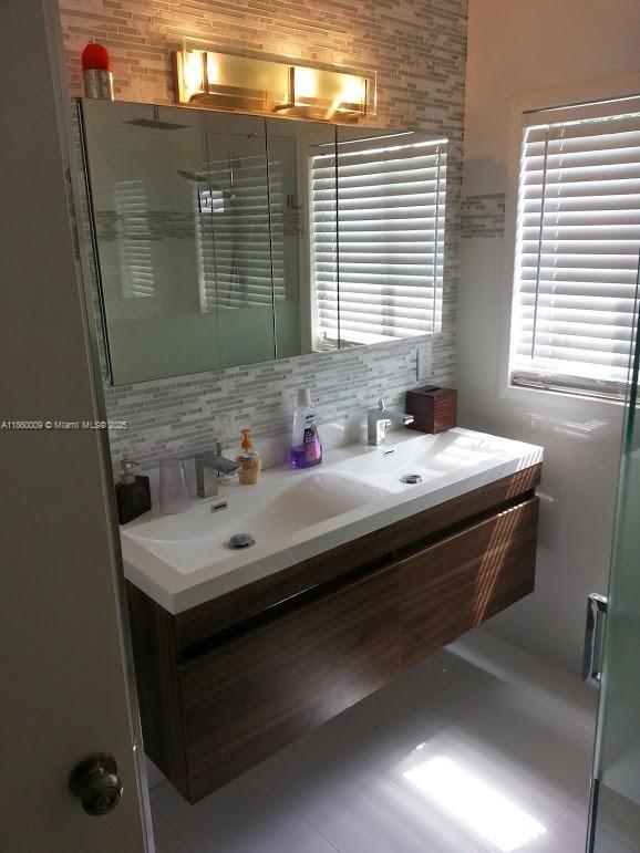Foto del edificio - 758 NE 95th St