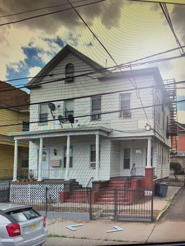 13 Reid St, Elizabeth, NJ 07201 13 Reid St Elizabeth, NJ Apartments