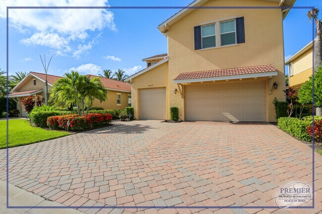 Building Photo - ***5 BEDS+DEN***4 BATHS***3-CAR GARAGE***M...