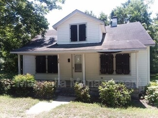 Building Photo - 712 Highland Ave