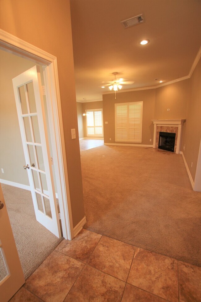 Foto del edificio - Coming Soon: Beautiful 3 Bedroom, 2 Bath n...