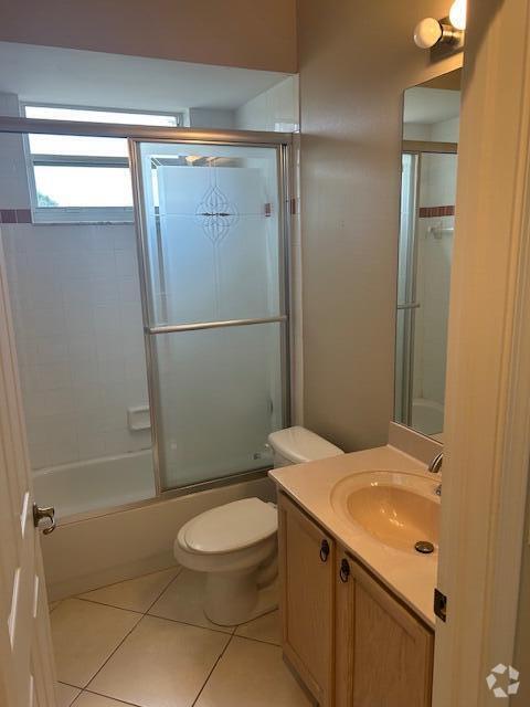 Building Photo - 987 NW Mossy Oak Way
