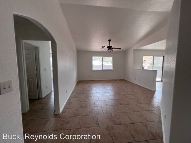 Foto del edificio - 2 br, 2 bath House - 2882 Desert Greens