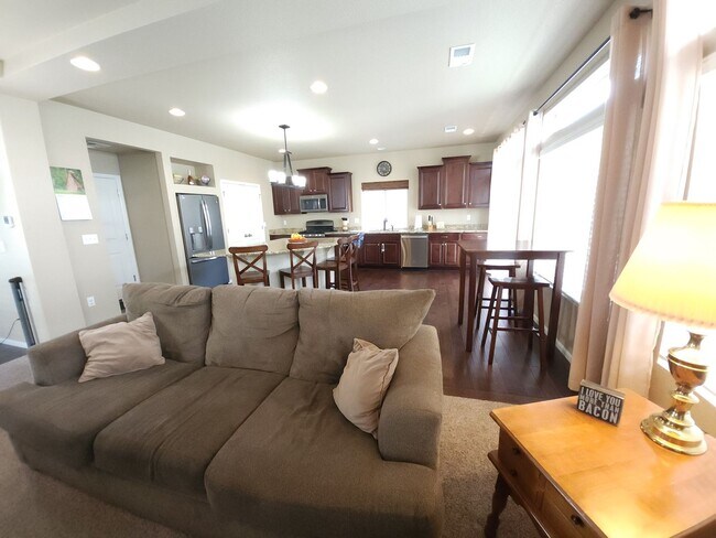 Building Photo - 8392 Longleaf Ln