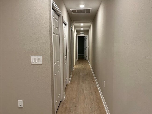 Foto del edificio - 1147 Jewel Ave