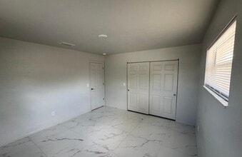 Building Photo - 5519 Seventh Ave