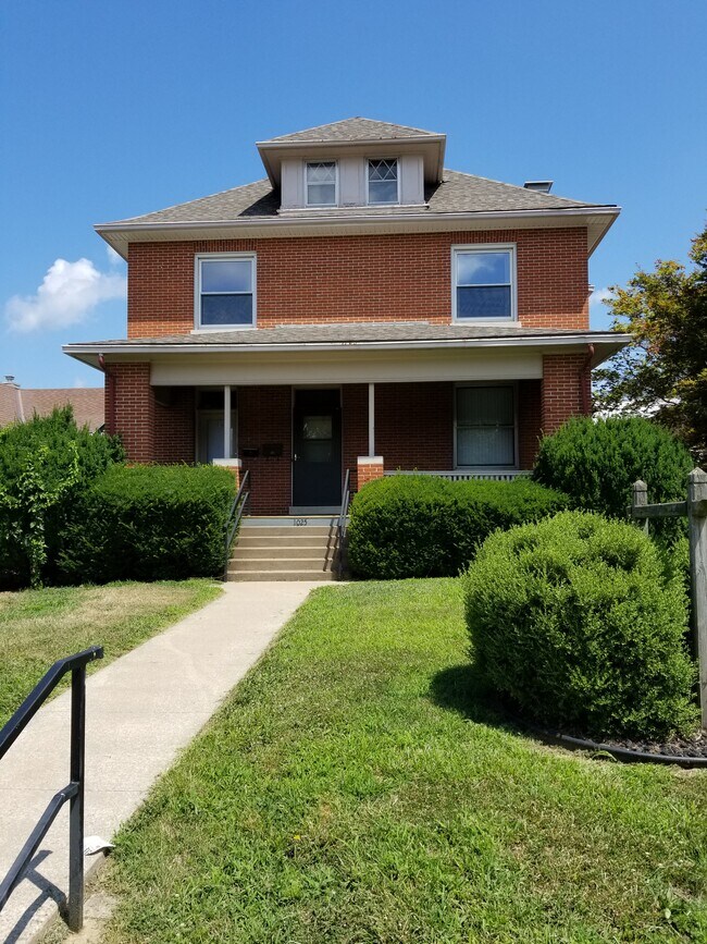 1025 State St, Quincy, IL 62301 Apartments Quincy, IL